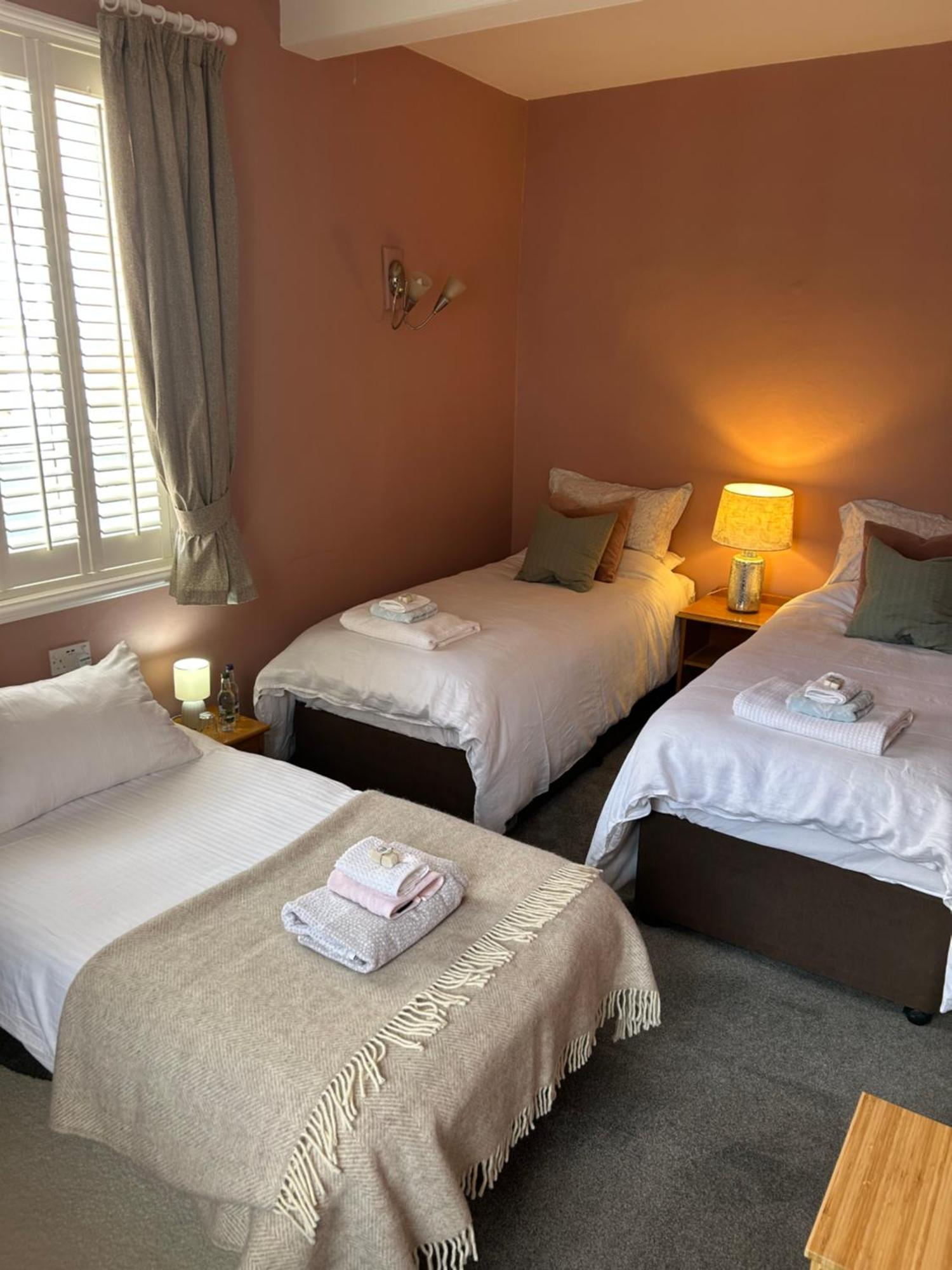 The Crown Hotel Southwell  Luaran gambar